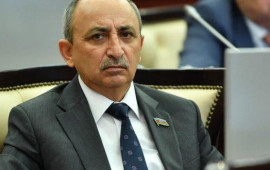 Əziz Ələkbərli: "Qərbi Azərbaycanlılar &ouml;z torpaqlarına qayıdacaq"