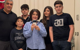 Azərbaycanlı m&uuml;ğənni ərini və &ouml;vladlarını PAYLAŞDI 