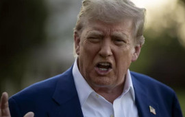 Tramp &ouml;z&uuml;ndən &ccedil;ıxdı: &ldquo;Dəhşətli bir insansan, &uuml;z qarasısan&rdquo;