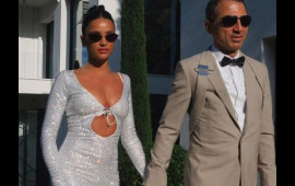 Adnan Əhmədzadənin həyat yoldaşı kimdir?