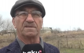 &ldquo;Evdən nəsə g&ouml;t&uuml;r&uuml;rm&uuml;ş, uşaq i&ccedil;əri girəndə baltadan istifadə edib&rdquo;