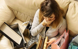 Niyə maaş ayın axırına &ccedil;atmır?  Fərqində olmadan edilən səhvlər