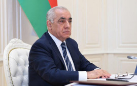 Əli Əsədov qərar imzaladı