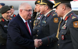 Yaşar Gülər Azərbaycana gəlib