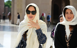 Leyla Əliyeva Maskatda Sultan Qabus B&ouml;y&uuml;k Məscidini də ziyarət edib  FOTO