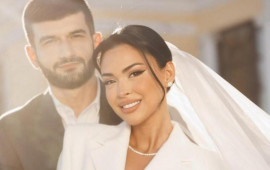 Razinin ke&ccedil;miş qaynanı ilə rəqsi g&uuml;ndəm oldu 