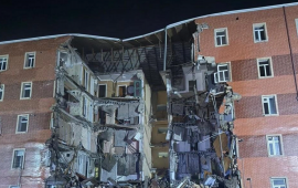 Goranboyda binanın u&ccedil;ma anı 