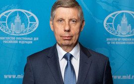 &ldquo;Cənab səfir, bizə cavab verin&rdquo;