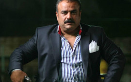 Məşhur türk müğənni TANINMAZ HALDA 