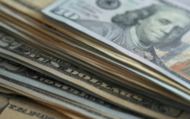 &Uuml;zərində m&ouml;h&uuml;r olan dollarınız varsa...  A&Ccedil;IQLAMA