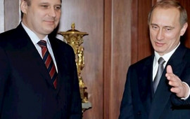 Rusiya ke&ccedil;miş baş naziri terror&ccedil;u siyahısına salındı