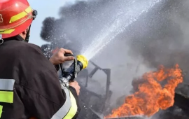 Babək prospektində binada yanğın  sakinlər təxliyə olundu