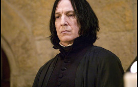 "Harry Potter" in ulduzunun əşyaları hərraca &ccedil;ıxarıldı 