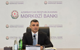 Teleh Kazımov dollarla bağlı vəziyyəti a&ccedil;ıqladı  &ldquo;Əhali almır, daha &ccedil;ox satır&rdquo;